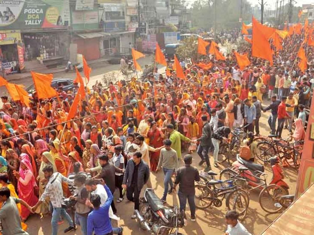 Rally taken out in support of Dhirendra Shastri of Bageshwar Dham | बड़ी  संख्या में जुटे समर्थक: बागेश्वर धाम के धीरेंद्र शास्त्री के समर्थन में  निकाली रैली - Guna News | Dainik ...